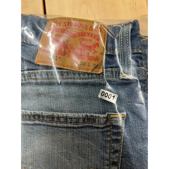 Levi’s 541 Athletic fit Jeans 30x32 - Picture 13 of 13